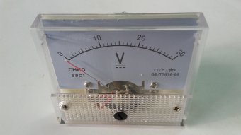 voltmetru analogic 30V CURENT CONTINUU 64x56x42mm